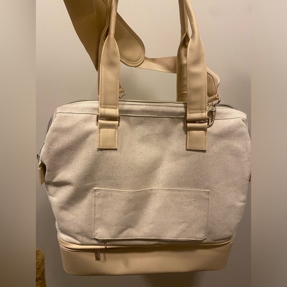 Beis Convertible Weekender - Picture 4 of 8